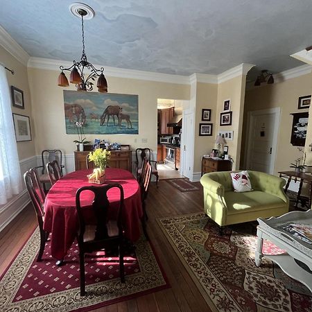 Abbey House Inn (Adults Only) Winters Экстерьер фото