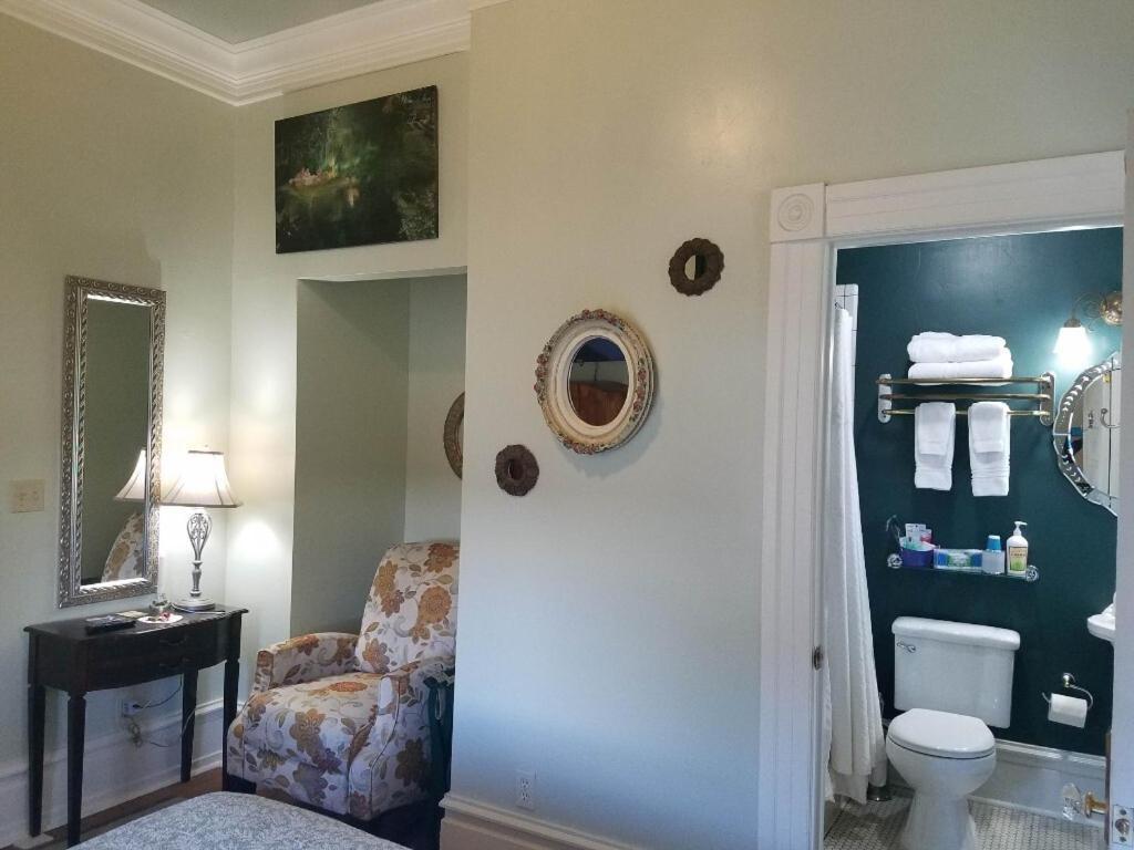 Abbey House Inn (Adults Only) Winters Экстерьер фото